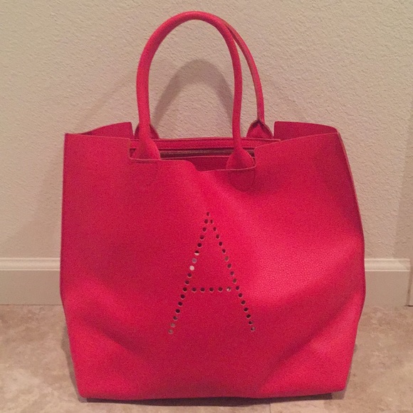 Mark & Graham Handbags - NWOT Mark & Graham Simone leather “A” initial tote